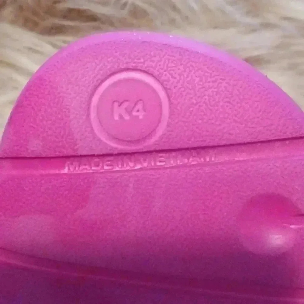 GIRL'S Adidas slides - Picture 8 of 9